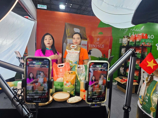 Shopee Live: Tại sao cần thuê Host/KOC chuyên nghiệp thay vì tự live?